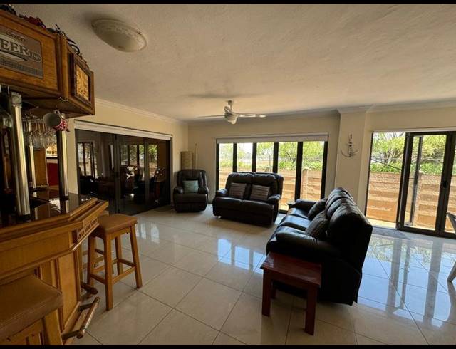 5 BEDROOM HOUSE FOR SALE IN MISTY BAY